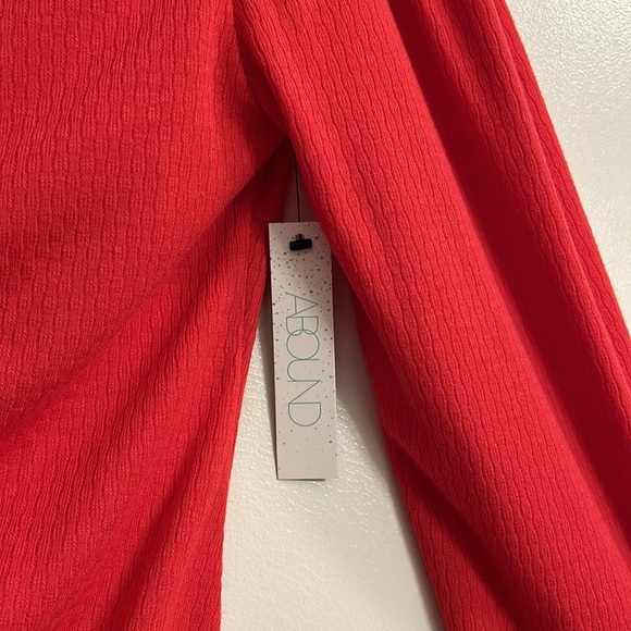 Abound Long Sleeve Cinched top, Small NWT - Picture 4 of 7